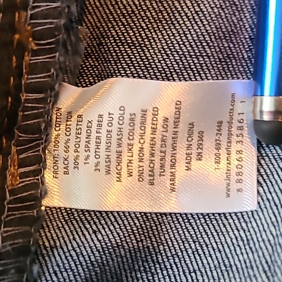 DIP BRAND WOMENS PLUS SIZE BLUE JEAN CUTOFF SHORTS SIZE 24W - Picture 15 of 16